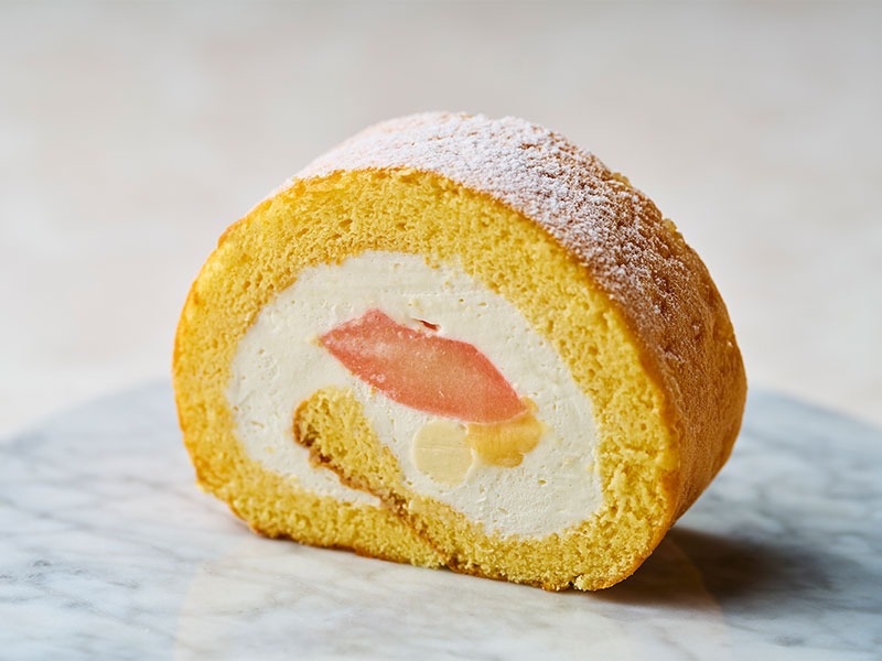 Peach roll cake