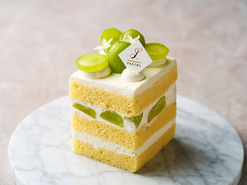 Shine Muscat Cake